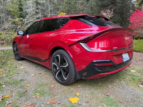 Used 2023 Kia EV6 GT-Line w/ GT-Line Suede Seat Package image 4