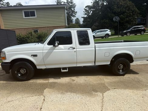 Used 1994 Ford F150 2WD SuperCab image 5