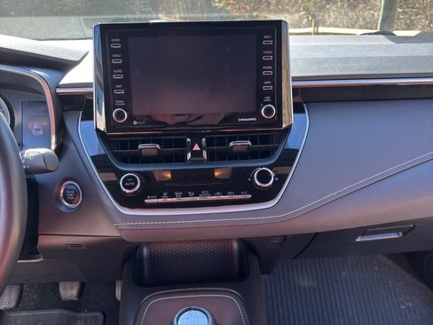 Used 2020 Toyota Corolla SE image 13