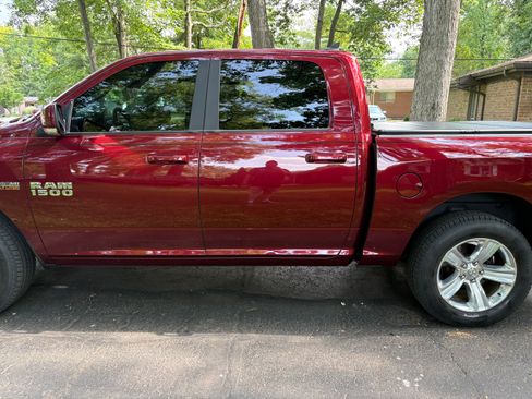 Used 2016 RAM 1500 Sport w/ Convenience Group AWD/4WD image 6