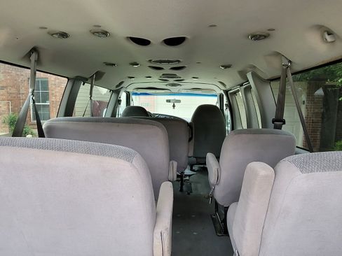 Used 2006 Ford E-350 and Econoline 350 XL image 14
