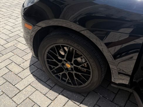 Used 2018 Porsche Macan S AWD/4WD image 15