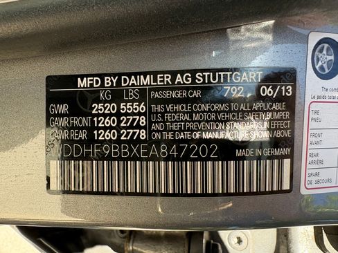 Used 2014 Mercedes-Benz E 550 E 550 4MATIC Sedan 4D image 17