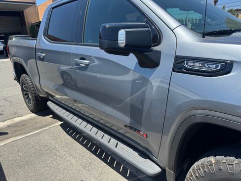 Used 2021 GMC Sierra 1500 AT4 w/ AT4 Premium Package AWD/4WD image 9