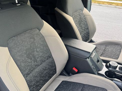 Used 2022 Ford Bronco Wildtrak image 13