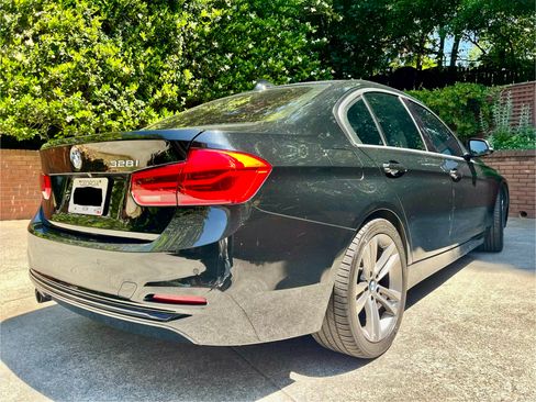 Used 2016 BMW 328i Sedan RWD image 4