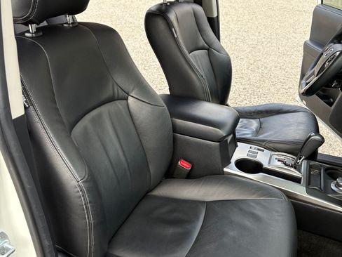 Used 2020 Toyota 4Runner SR5 image 8