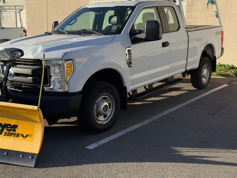 Used 2017 Ford F250 XL image 11