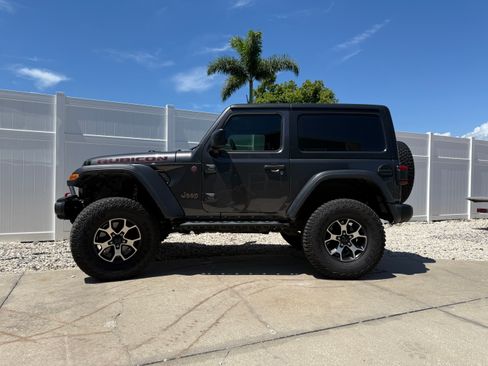 Used 2018 Jeep Wrangler Rubicon image 1