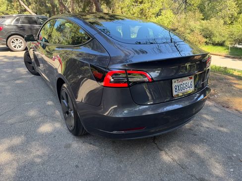 Used 2021 Tesla Model 3 Long Range image 2