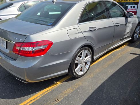 Used 2013 Mercedes-Benz E 350 4MATIC Sedan image 10