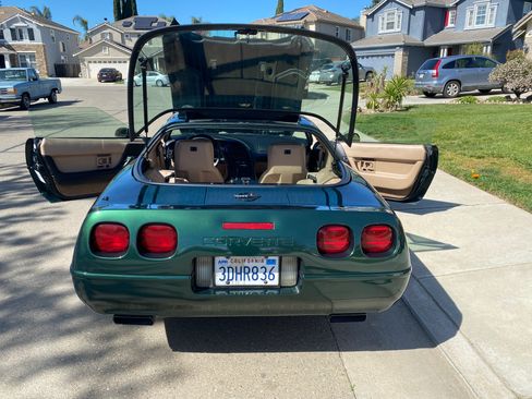 Used 1993 Chevrolet Corvette Coupe image 21