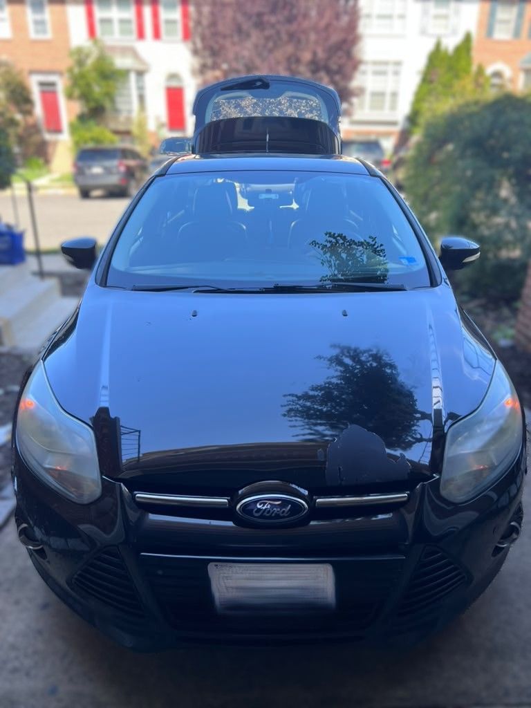 Used 2013 Ford Focus Titanium FWD image 14