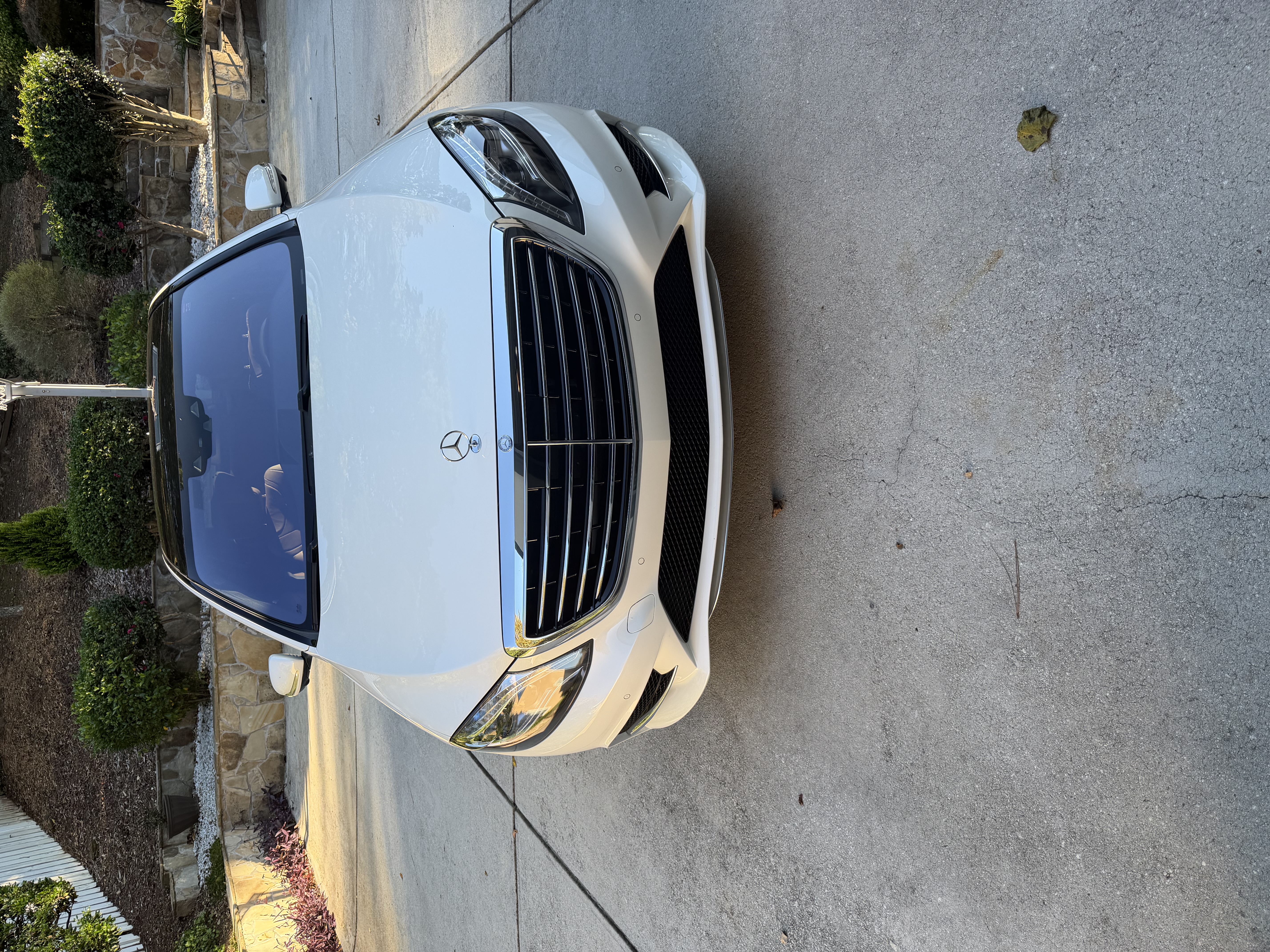 Used 2016 Mercedes-Benz S 550 4MATIC Sedan image 2