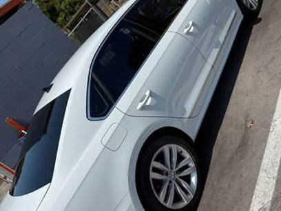 Used 2018 Volkswagen Passat 2.0T SEL Premium