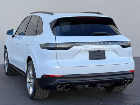 Used 2019 Porsche Cayenne S image 5