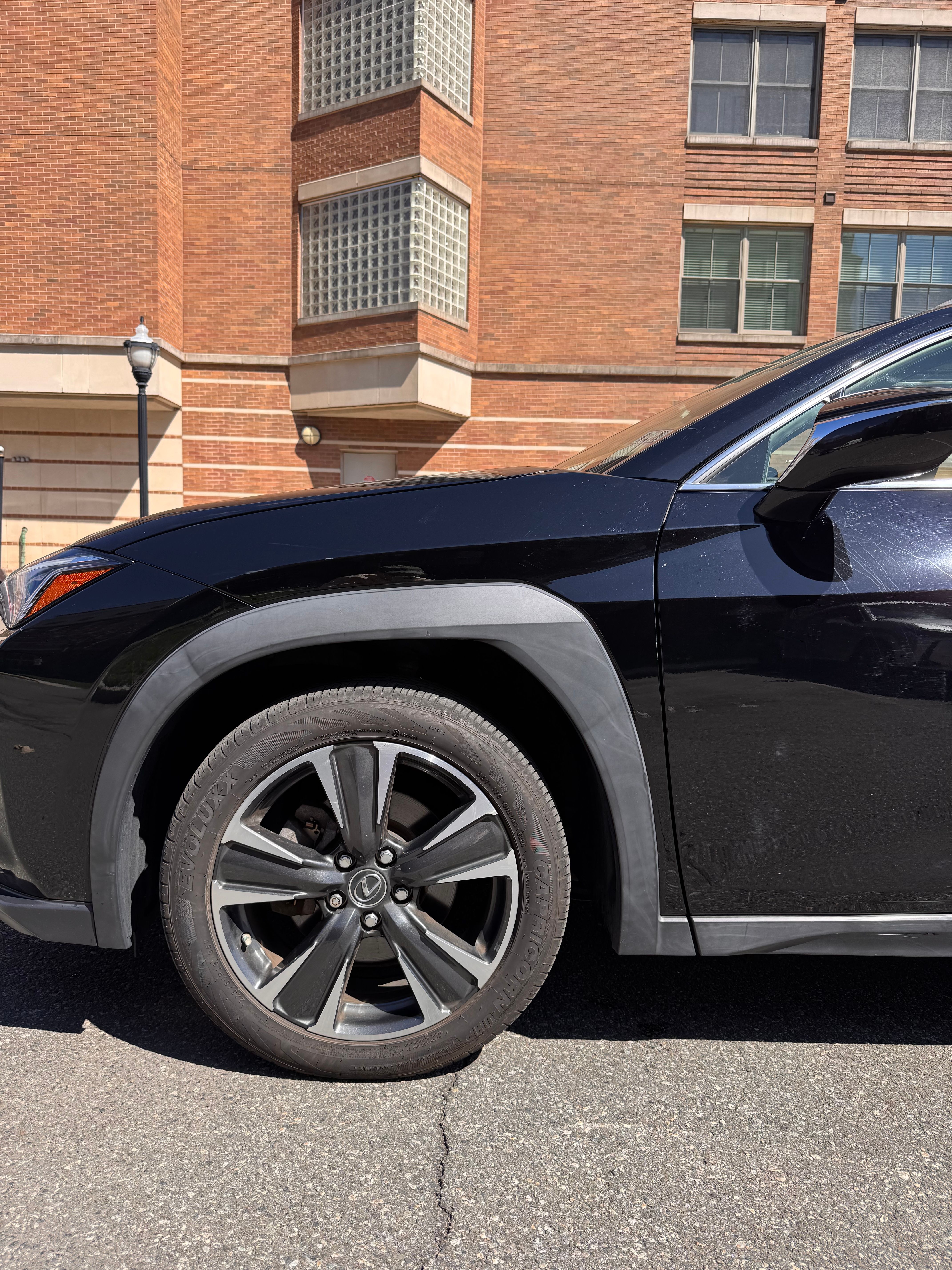 Used 2020 Lexus UX 250h w/ Premium Package AWD/4WD image 12