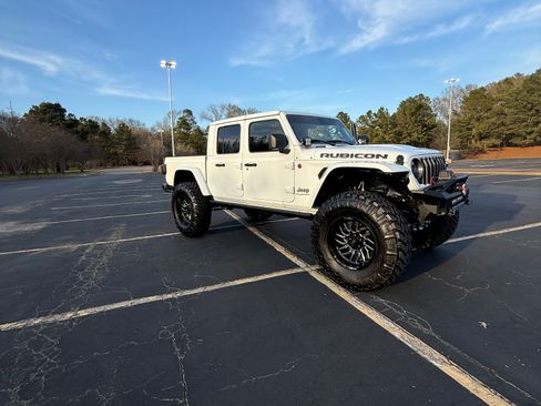 Used 2025 Jeep Gladiator Rubicon image 8