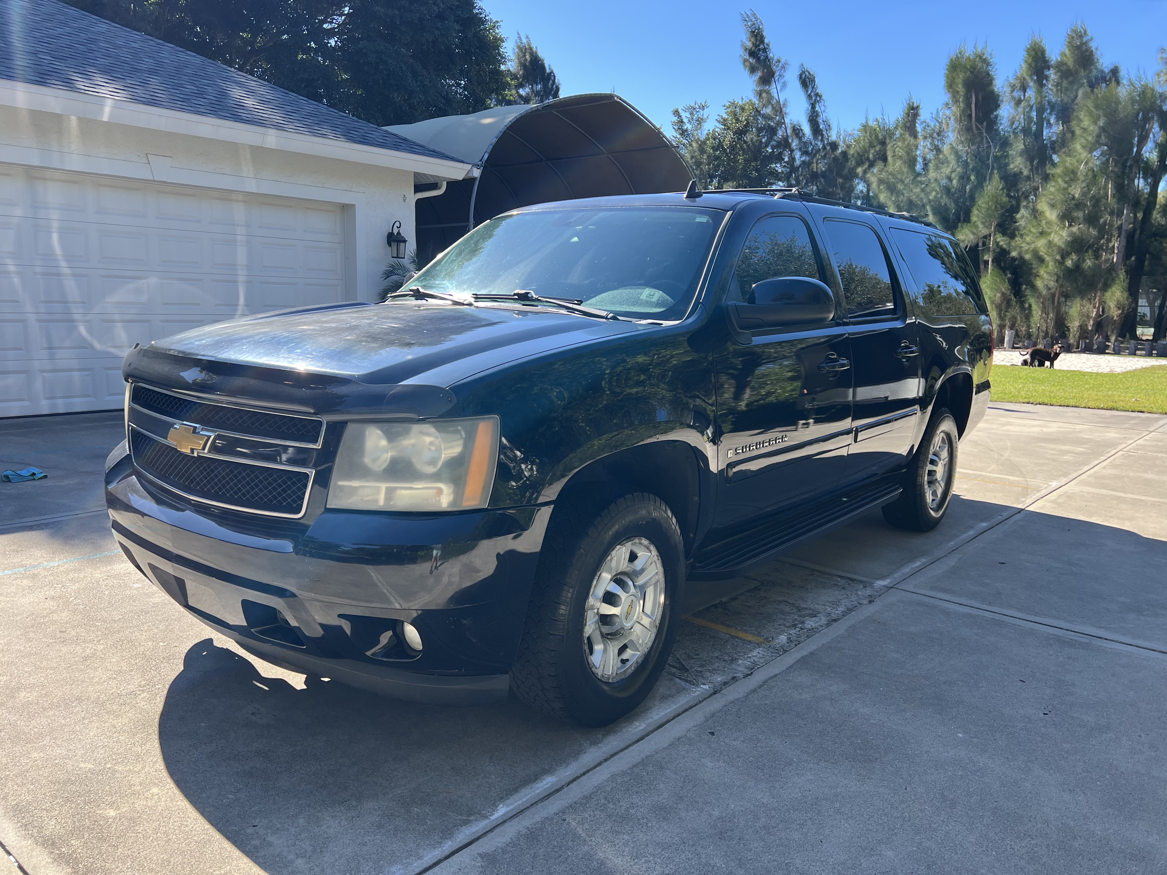 Used 2009 Chevrolet Suburban 2500 LT AWD/4WD image 10