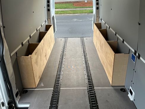 Used 2021 Mercedes-Benz Sprinter 2500 image 23