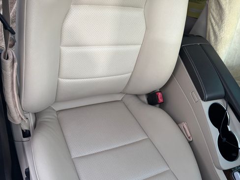 Used 2013 Mercedes-Benz GLK 350 2WD image 11