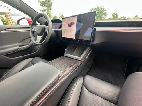 Used 2023 Tesla Model S Standard Range AWD/4WD image 9