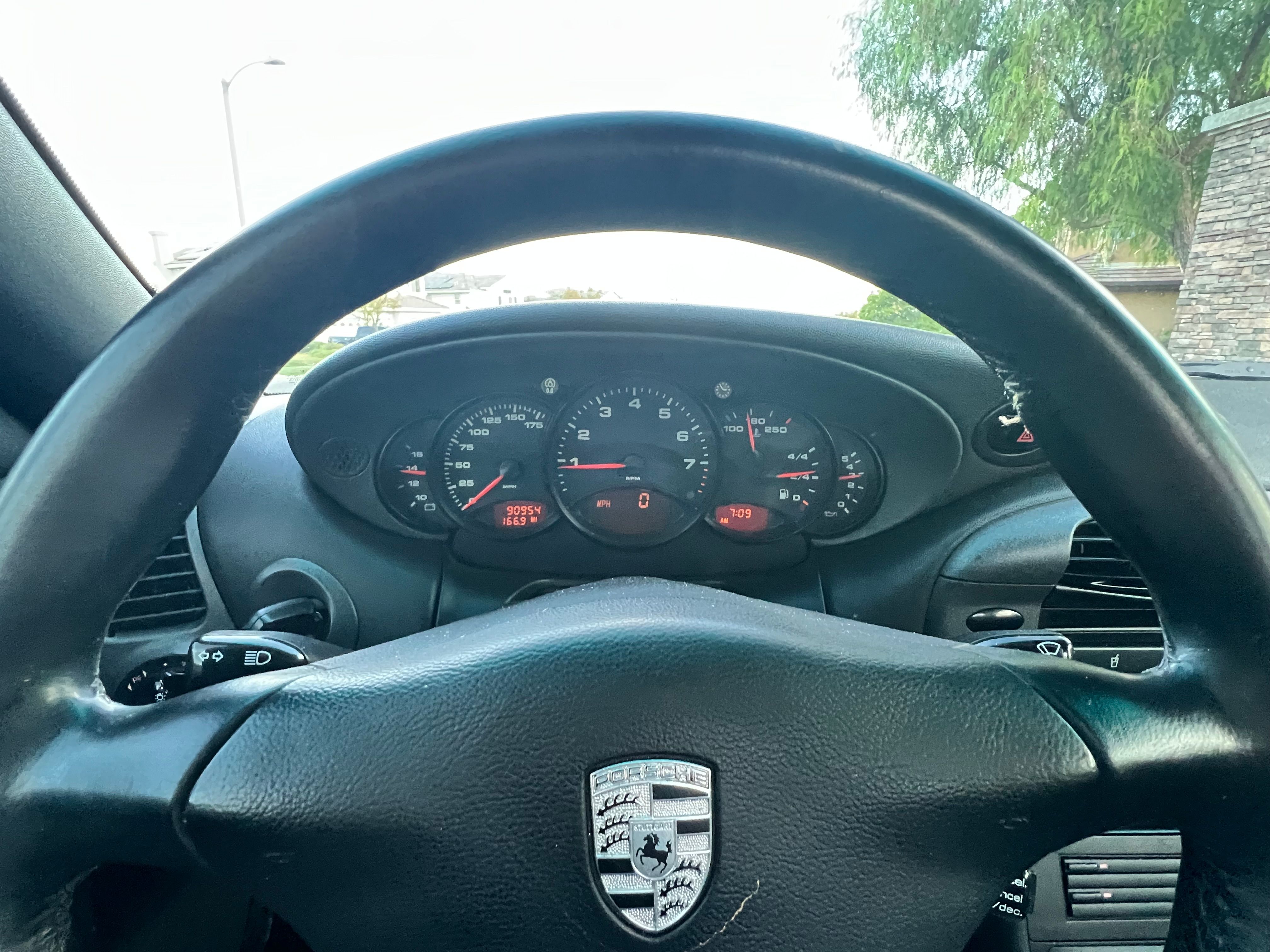 Used 1999 Porsche 911 Cabriolet image 16