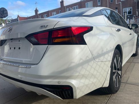 Used 2021 Nissan Altima 2.5 SV image 16