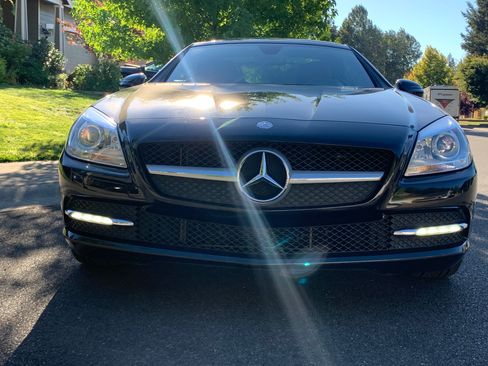 Used 2012 Mercedes-Benz SLK 350 image 8