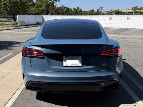 Used 2026 Tesla Model S Plaid AWD/4WD image 5