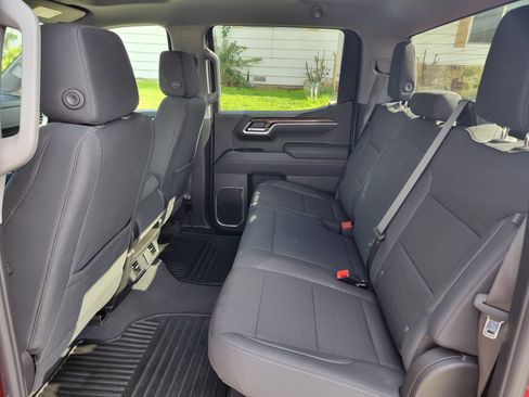 Used 2025 Chevrolet Silverado 1500 RST image 18