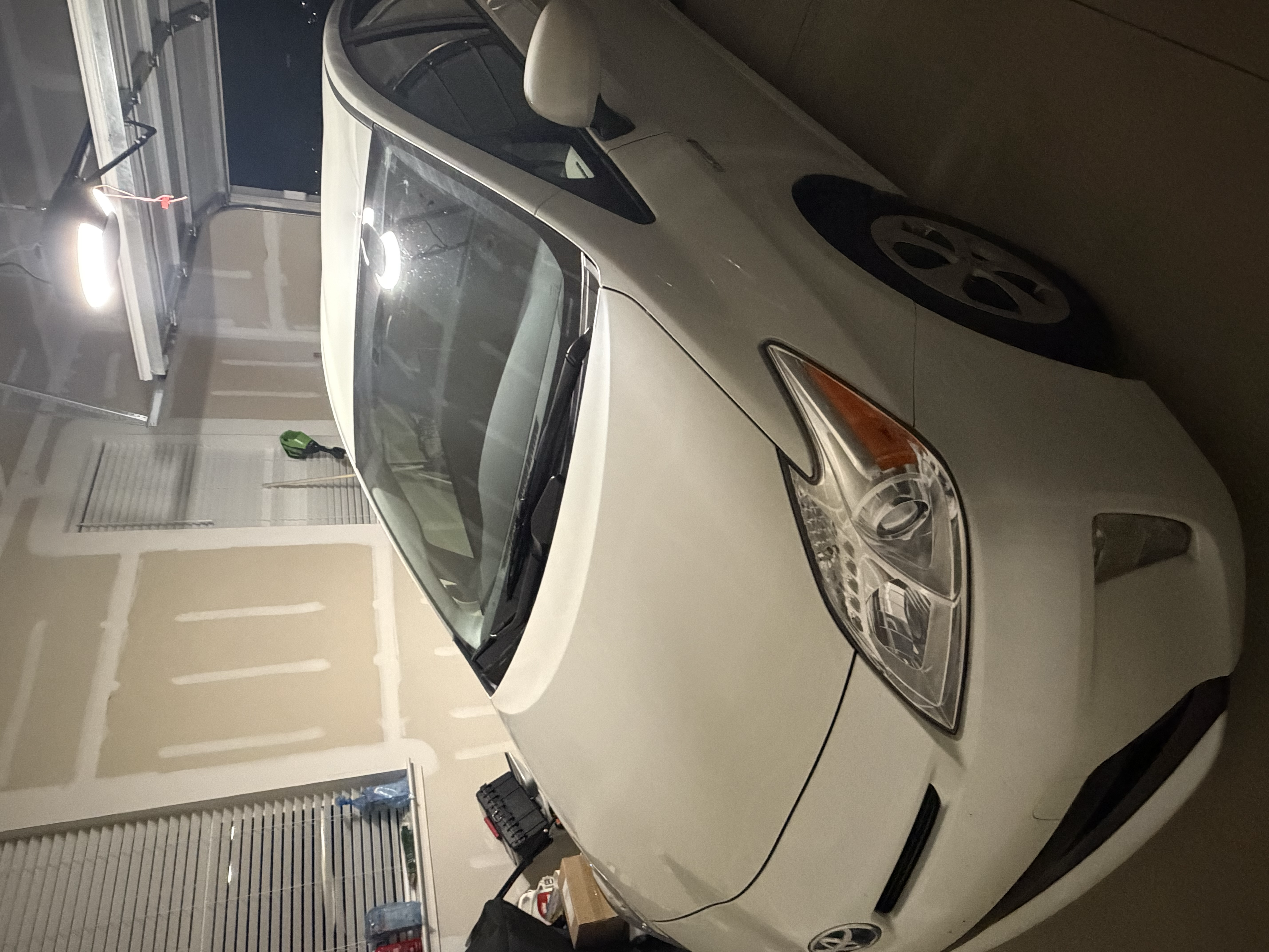 Used 2015 Toyota Prius Two FWD image 4