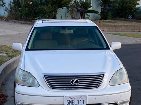 Used 2005 Lexus LS 430 w/ Modern Luxury Pkg RWD image 1