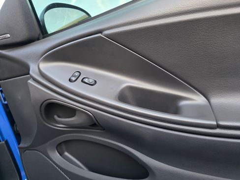 Used 2003 Ford Mustang Mach 1 RWD image 19