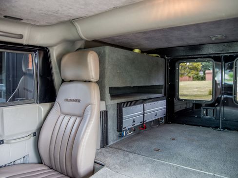 Used 1999 HUMMER H1 4-Door Wagon image 11