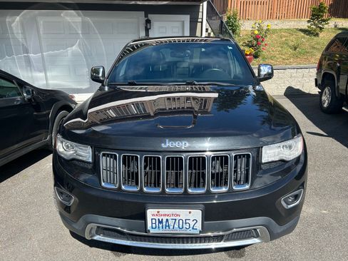 Used 2015 Jeep Grand Cherokee Limited w/ Luxury Group II AWD/4WD image 4
