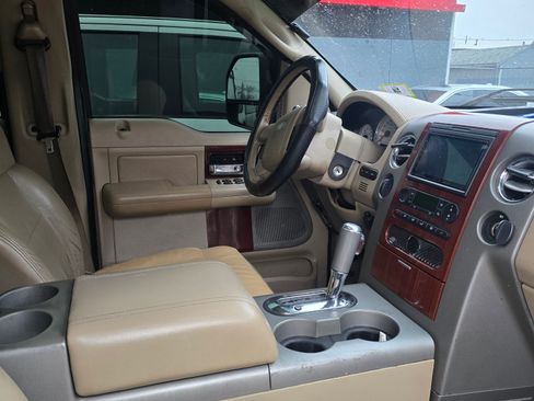 Used 2006 Ford F150 Lariat image 9