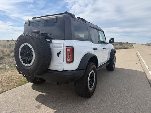 Used 2023 Ford Bronco Badlands w/ Sasquatch Package image 8