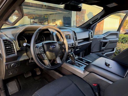 Used 2018 Ford F150 XLT w/ Equipment Group 301A Mid image 16