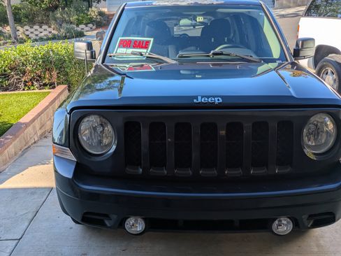 Used 2014 Jeep Patriot Sport w/ Power Value Group image 1