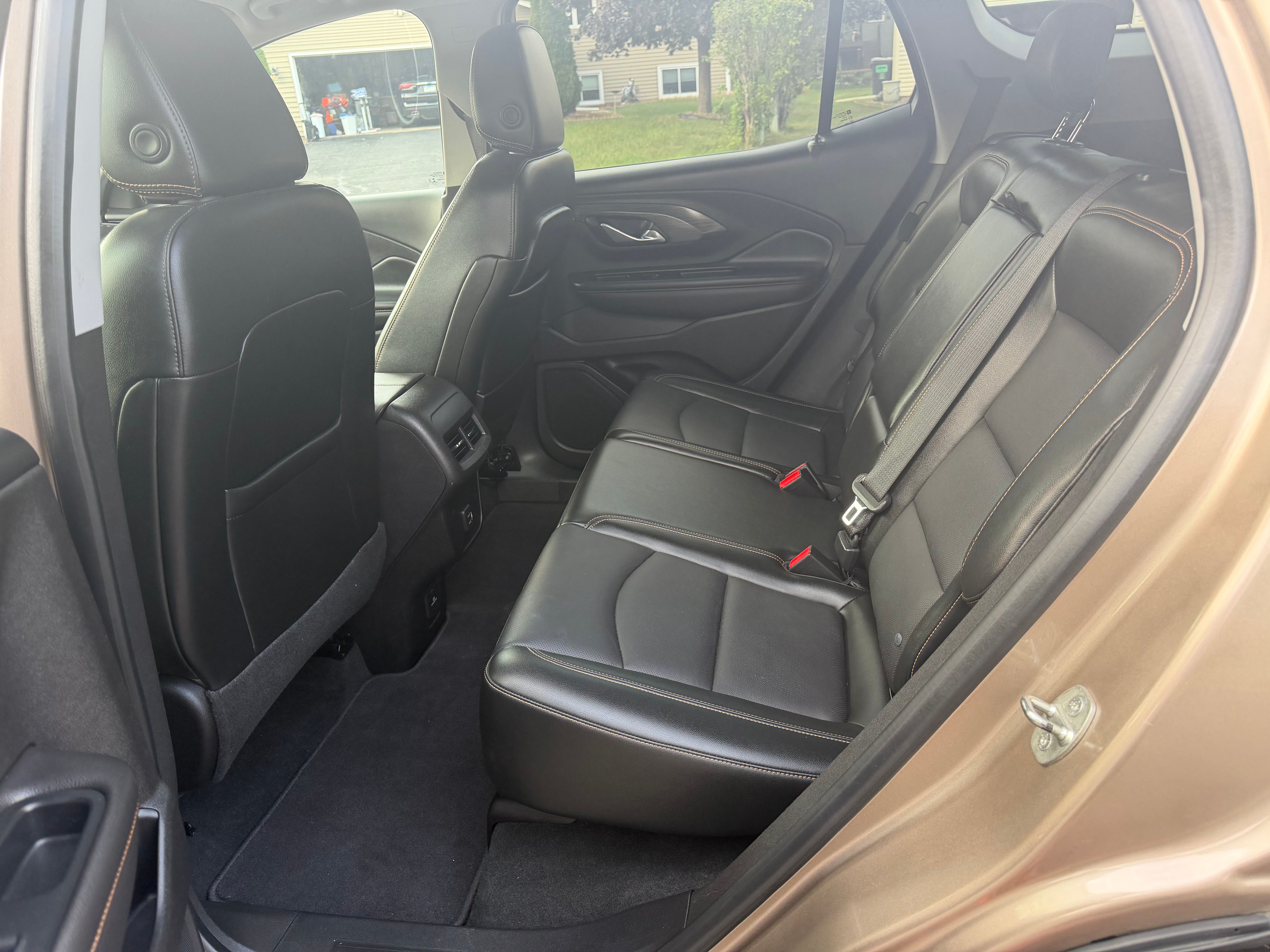 Used 2018 GMC Terrain SLT FWD image 9