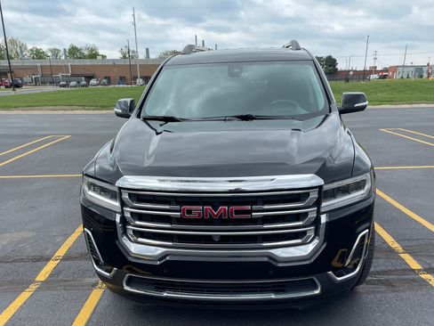 Used 2020 GMC Acadia SLT w/ Driver Alert Package II AWD/4WD image 1