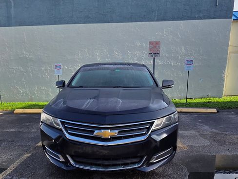 Used 2016 Chevrolet Impala LT w/ Convenience Package image 9