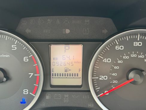 Used 2015 Subaru Forester 2.5i Premium w/ All-Weather Package image 10