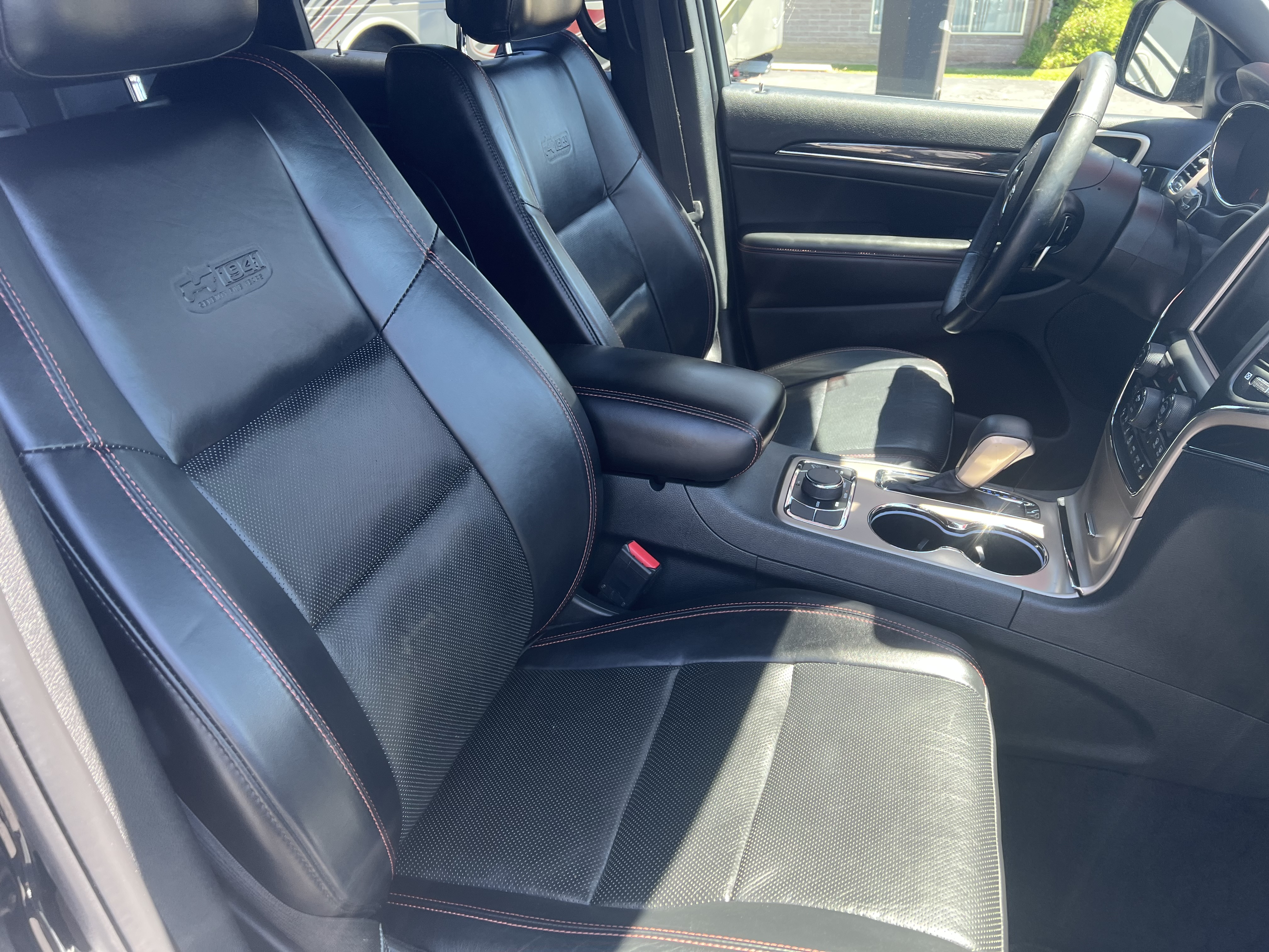 Used 2017 Jeep Grand Cherokee Limited 75th Anniversary AWD/4WD image 26