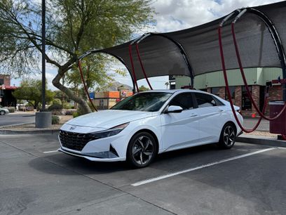 Used 2023 Hyundai Elantra Limited