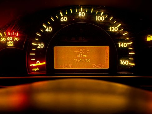 Used 2002 Mercedes-Benz C 320 Sedan image 16