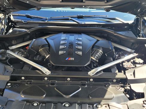 Used 2025 BMW X6 M60i image 11