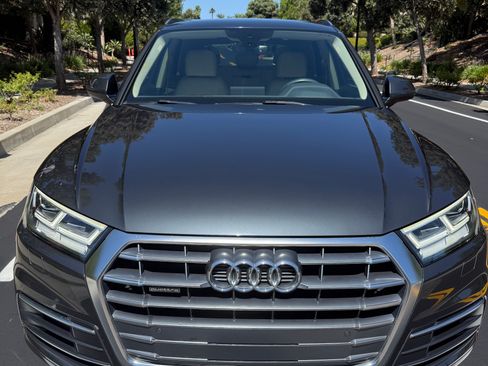Used 2019 Audi Q5 2.0T Premium Plus w/ Premium Plus Package AWD/4WD image 13