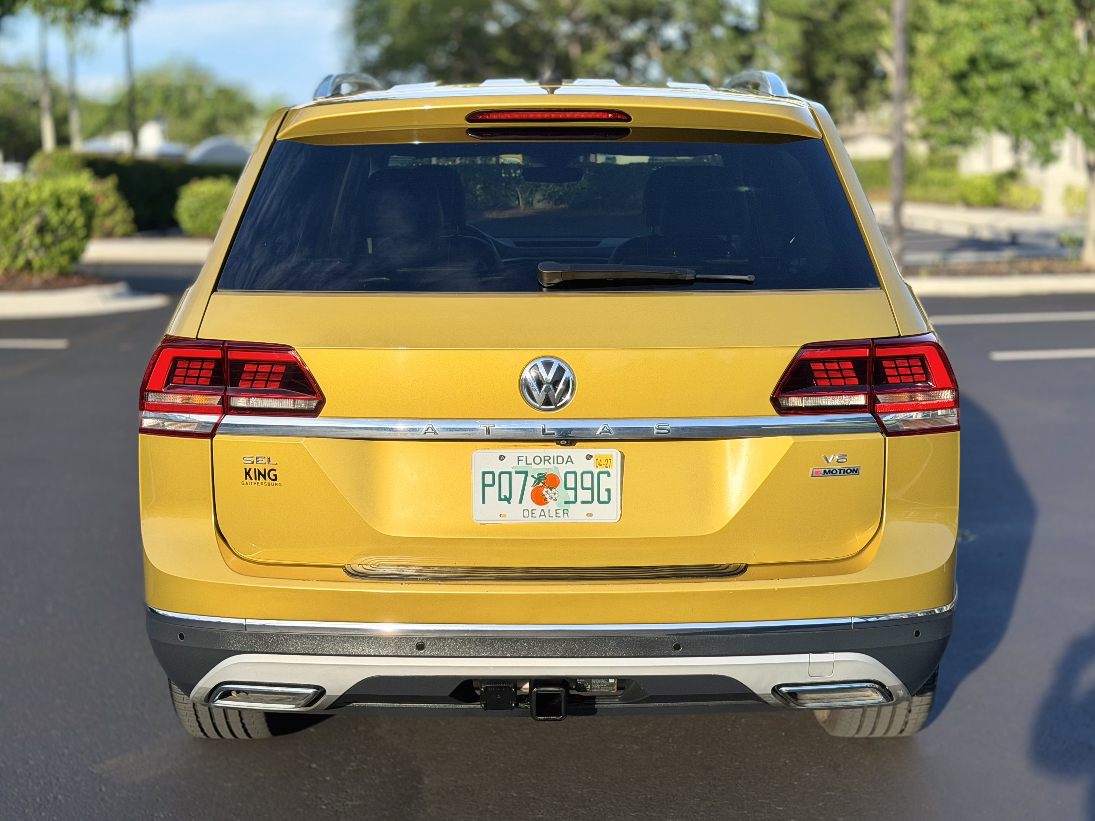 Used 2018 Volkswagen Atlas SEL Premium AWD/4WD image 5